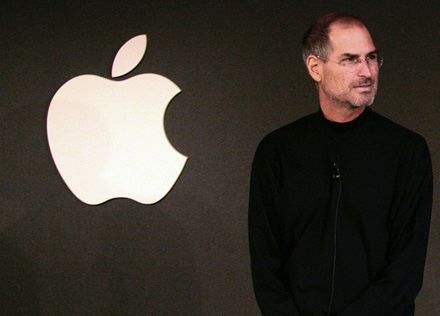 Стив Джобс воспитал Apple независимой компанией