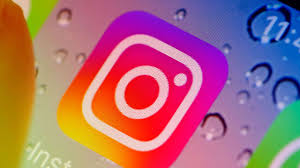 Instagram позволит загрузить все посты одним архивом