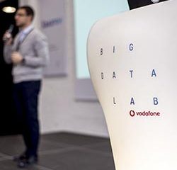 Підготовчий курсу школи Vodafone Big Data Lab стартував онлайн попри блекаут