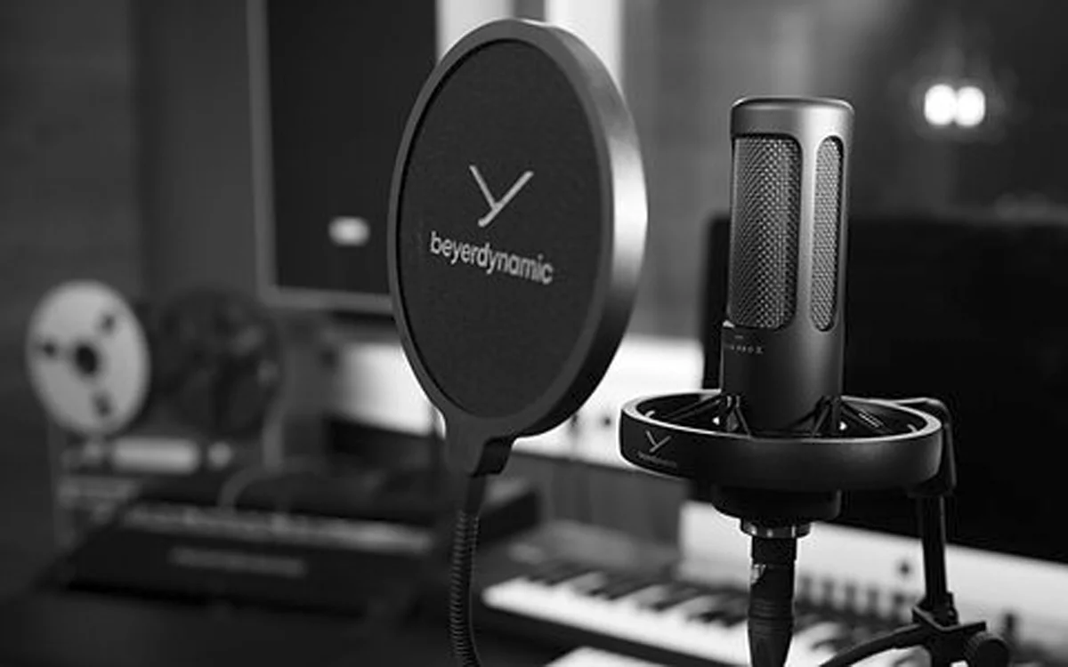Класичний конденсаторний мікрофон M90 ProX від Beyerdynamic – абсолютна знахідка