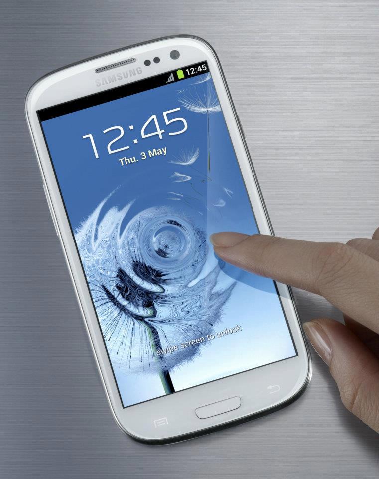 Samsung представил смартфон GALAXY S III