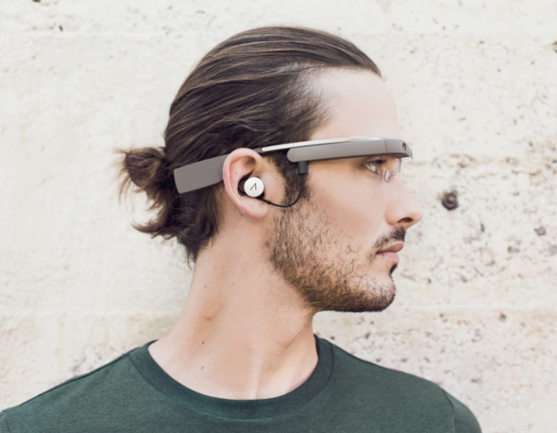 Google представил новую версию Google Glass