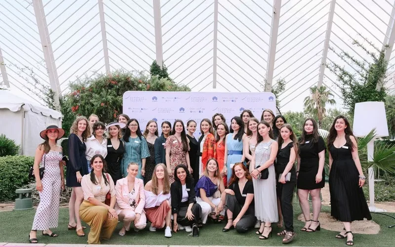 У Валенсії за підтримки Huawei стартувала четверта літня Школа жіночого лідерства в епоху цифрових технологій