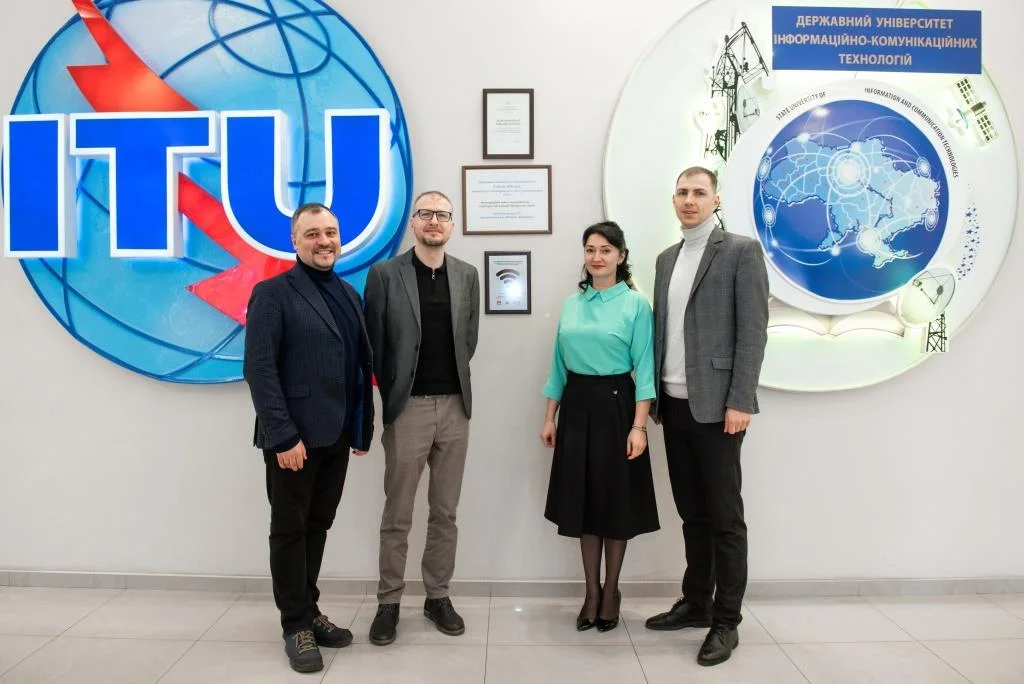«Хуавей Україна» подарувала серверне обладнання Державному університету інформаційно-комунікаційних технологій
