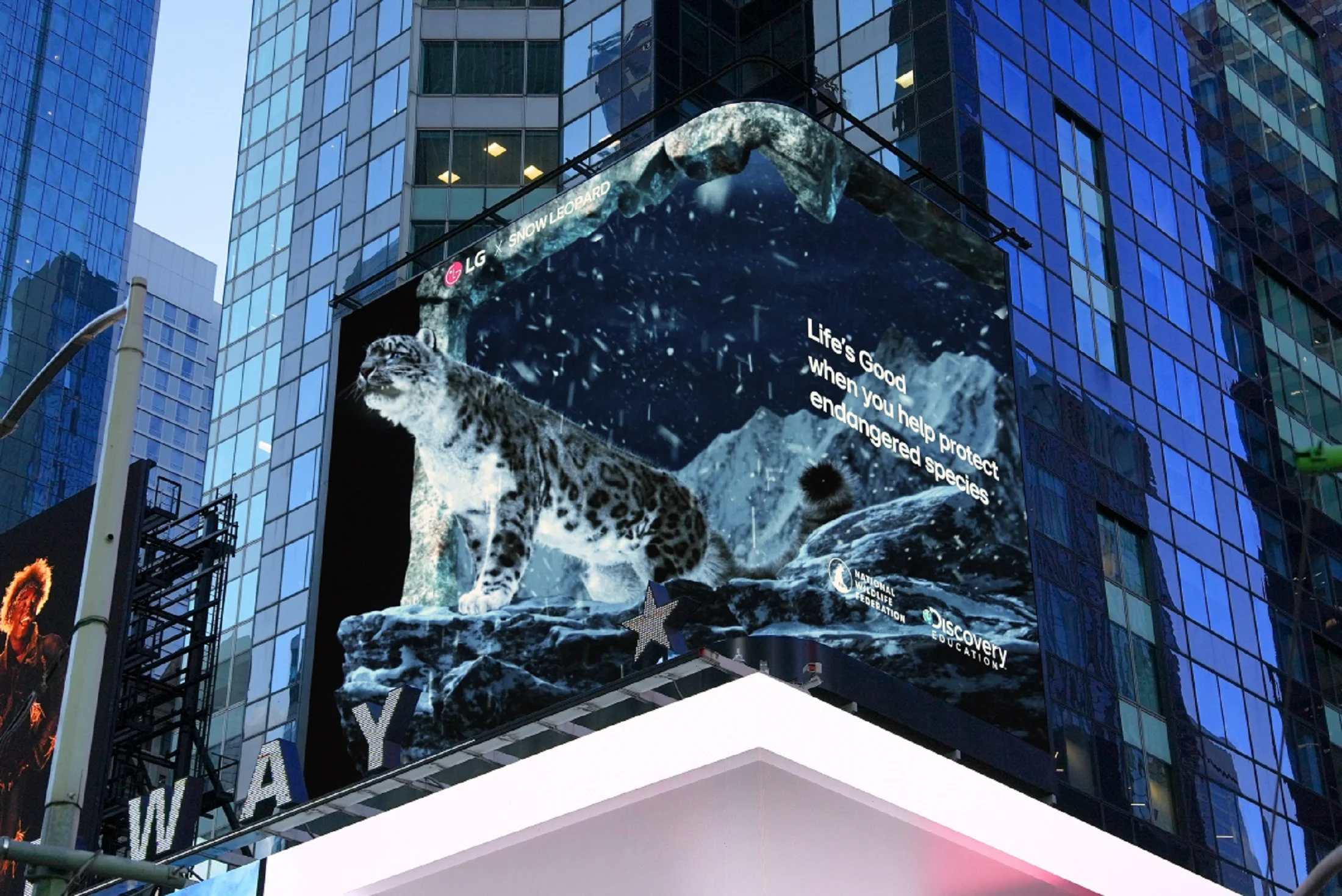 LG запускає на Таймс-сквер кампанію спрямовану на привернення уваги до вразливих і зникомих видів тварин